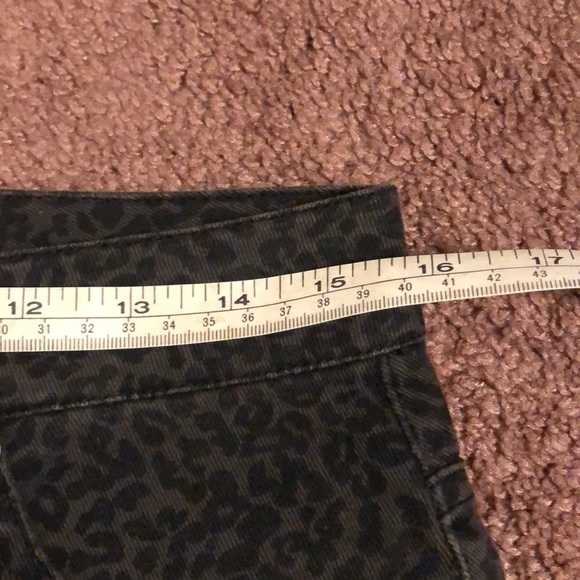 leopard print mini skirts - Picture 4 of 8